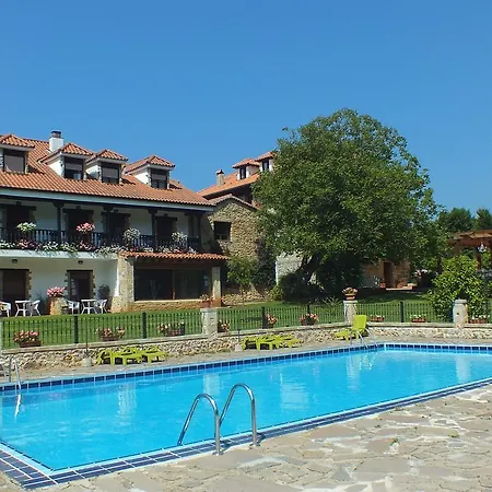 Guest house El Pomar Novales