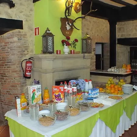 El Pomar Guest house 2*