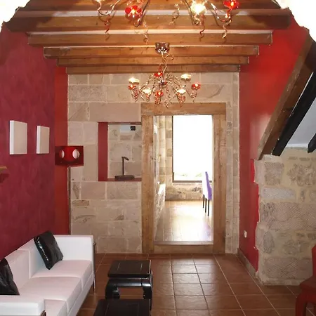 Guest house El Pomar Novales
