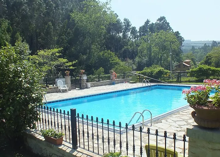 El Pomar Новалес