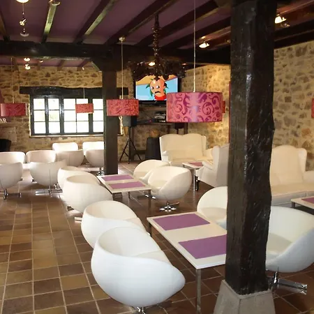 El Pomar 2* 诺瓦莱斯