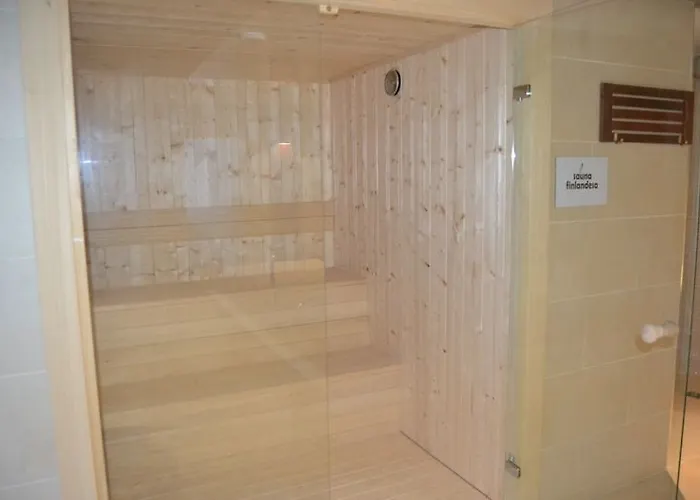 Gasthof El Pomar Novales